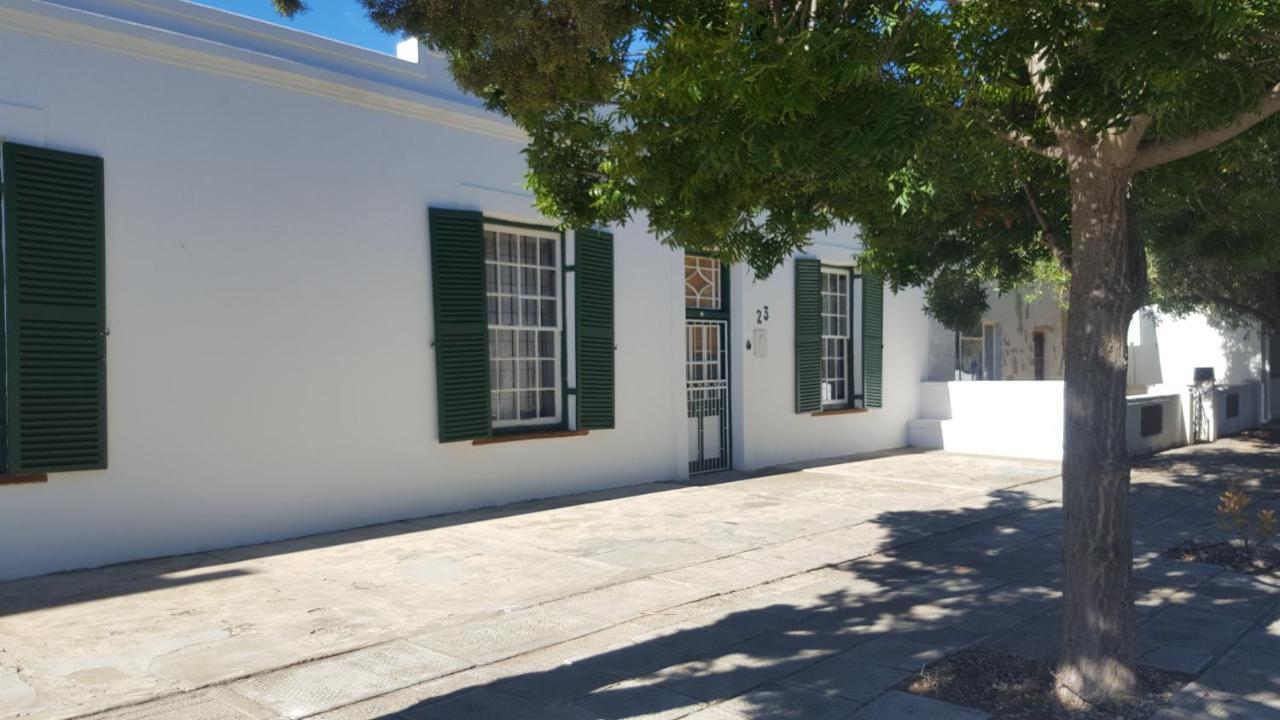 Flower's Halt Graaff-Reinet Exterior foto